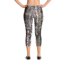 Load image into Gallery viewer, Pink Snake Skin Capri Leggings
