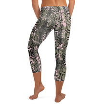 Load image into Gallery viewer, Pink Snake Skin Capri Leggings
